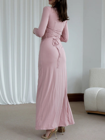 Robe Longue Ajustée avec Fente Asymétrique